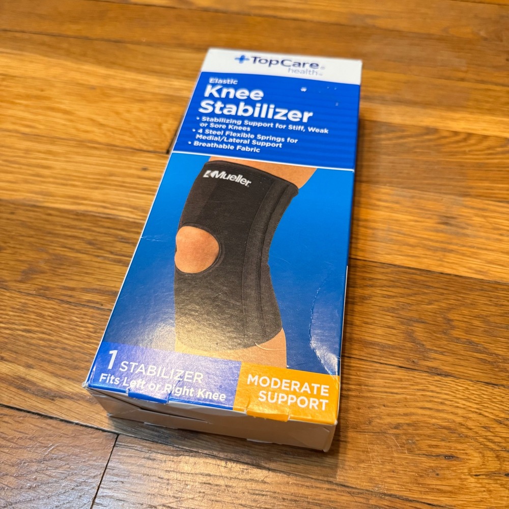 NWT TopCare Health Elastic Knee Stabilizer Moderate Support Small Medium Black